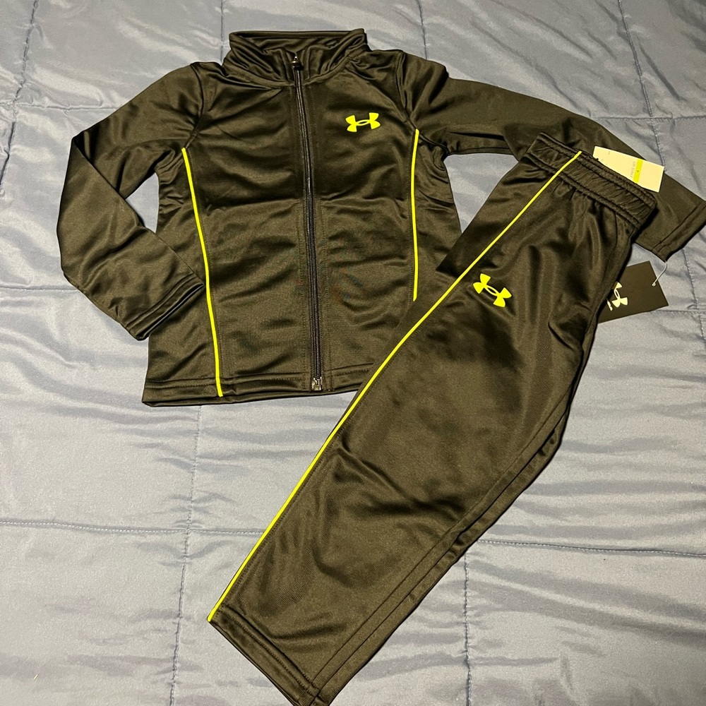 Boys under armour